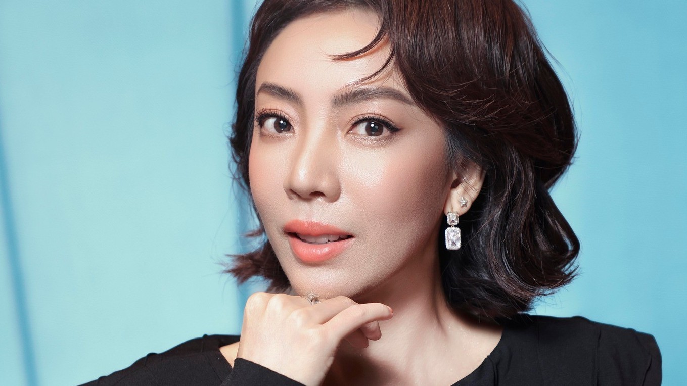 Thu Trang: Nữ đạo diễn tiên phong cán mốc trăm tỷ tại Việt Nam