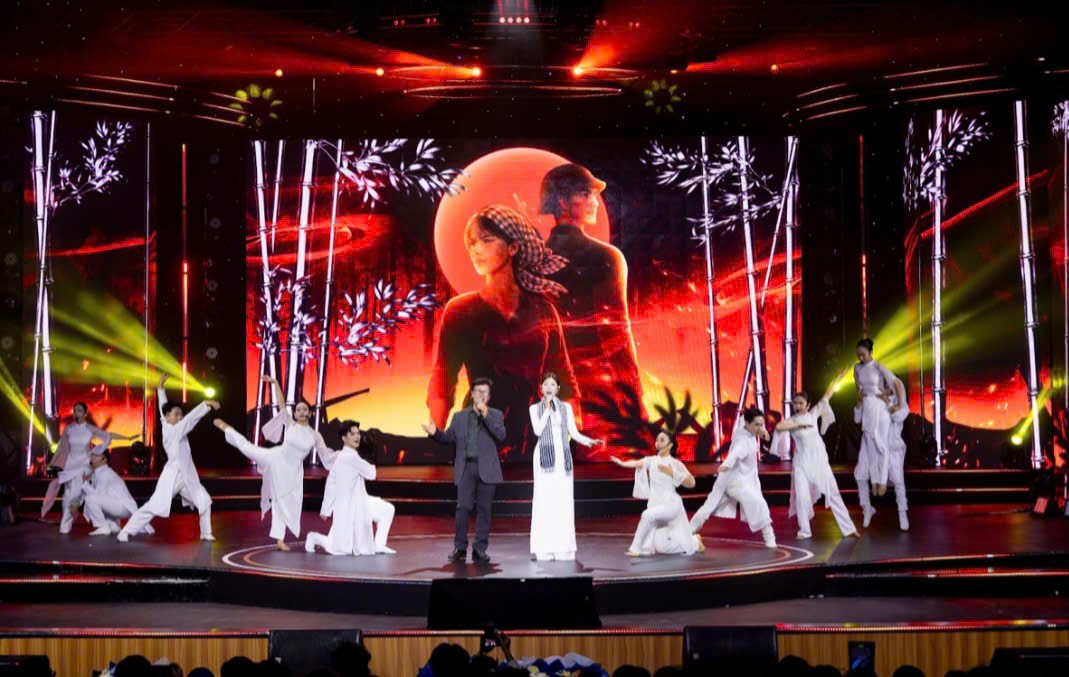 Khép lại mùa giải Ngôi Sao Xanh 2025 đầy thăng hoa, vinh danh những dấu ấn nổi bật của phim ảnh Việt