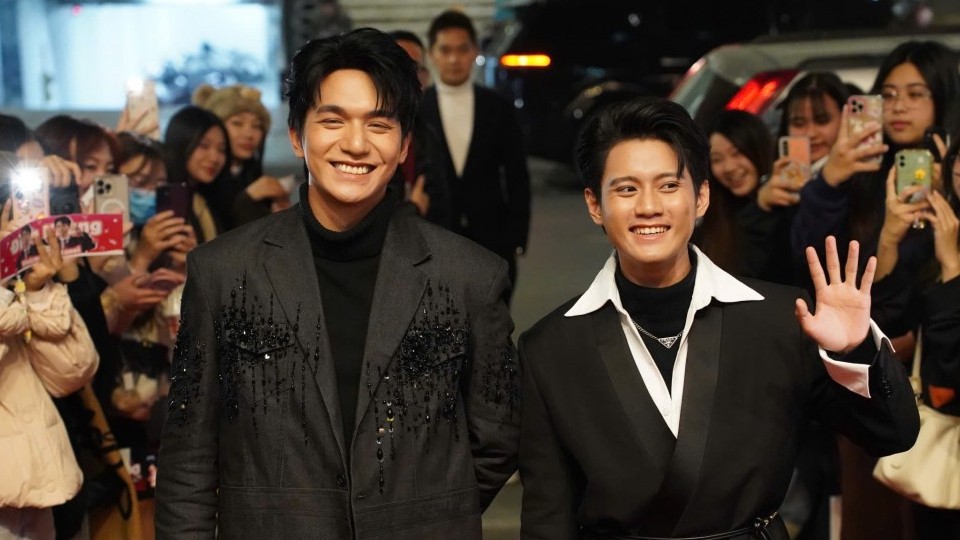 Thảm đỏ Lễ trao giải Cánh diều 2025: Nghệ sĩ hai miền Nam - Bắc gặp gỡ, ấm áp tình thân