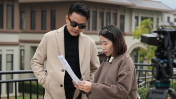 Sức hút của Hồng Đăng: Chỉ một bức ảnh hậu trường đã khiến mạng xã hội xôn xao