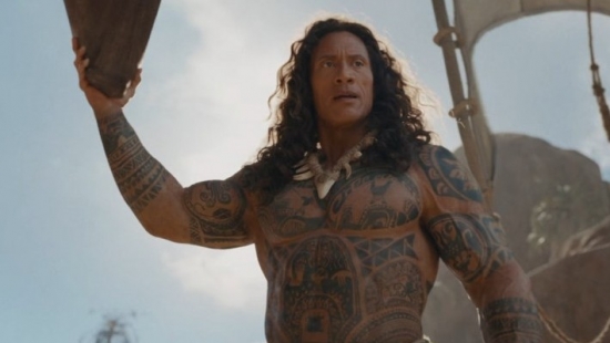 Cười 'ngã ngửa' với tạo hình Á thần Maui của The Rock trong trailer 'Moana live-action'