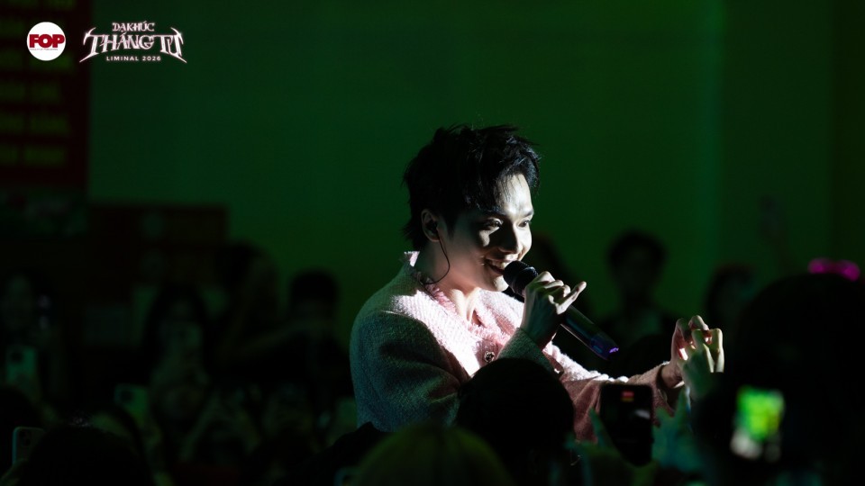 Âm nhạc dẫn lối phi thuyền 'Synergy' tại đêm nhạc hội Dạ khúc tháng Tư 2026