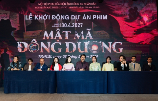 328 hiện vật xưa được nhà sưu tầm Huỳnh Minh Hiệp tài trợ cho thiết kế bối cảnh của phim 'Mật mã Đông Dương'
