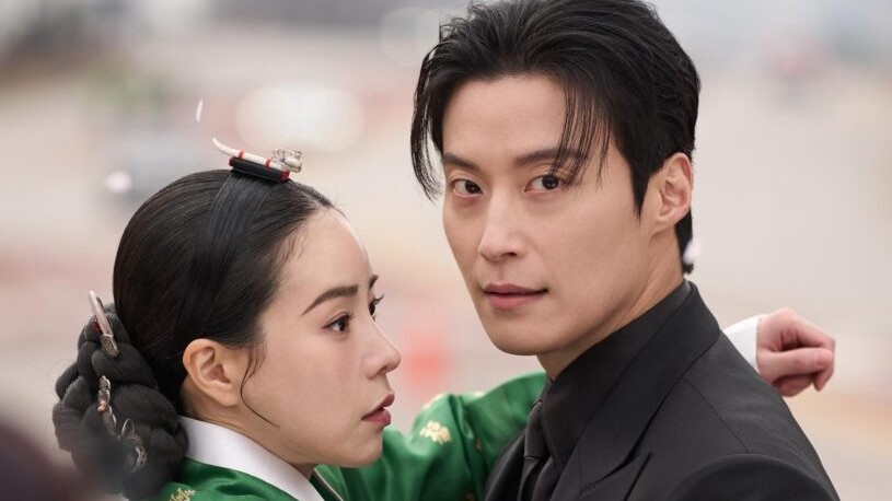Phim mới của Lim Ji Yeon leo Top 1 Netflix, nhận 'cơn mưa lời khen'