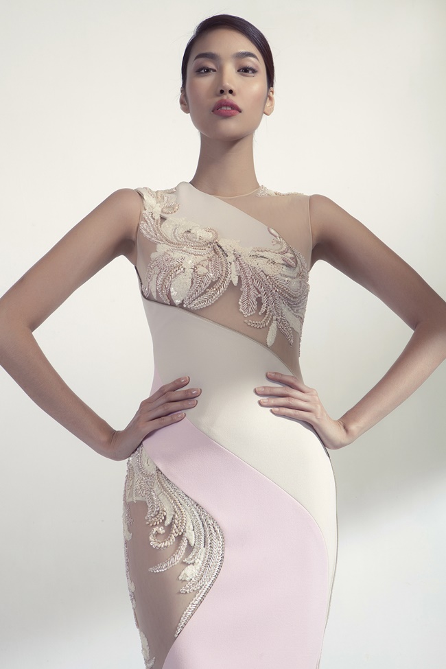 ngay ngat ngam nang tho lan khue dep diu dang khi dien trang phuc ntk cong tri