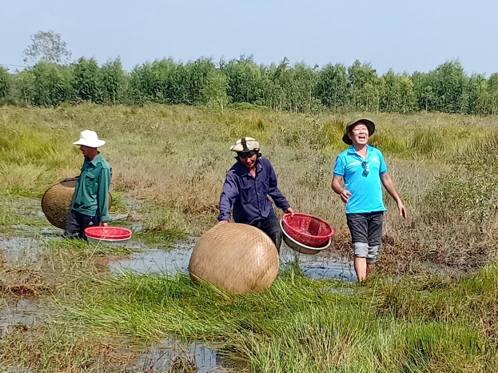 dan sao cao tuoi khoe manh cua showbiz viet tham gia phi doi khong tuoi