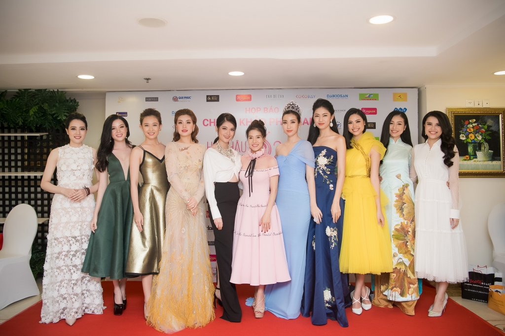 dien dam xanh pastel hoa hau do my linh dep tua nu than tai vong chung khao phia nam hoa hau viet nam 2018