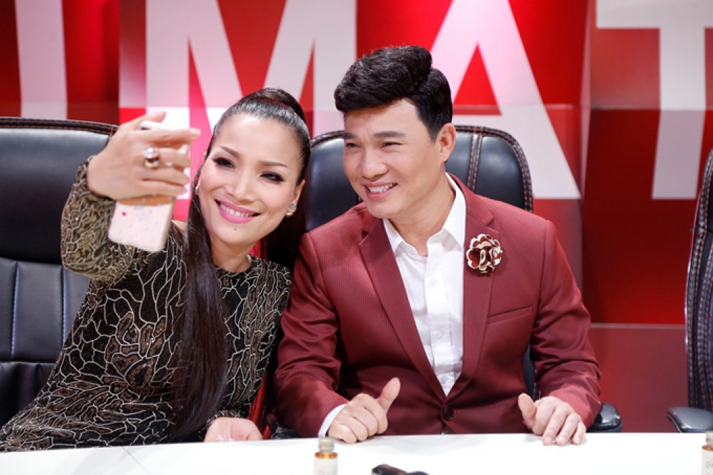 ban gai thap tung hoai lam di quay hinh