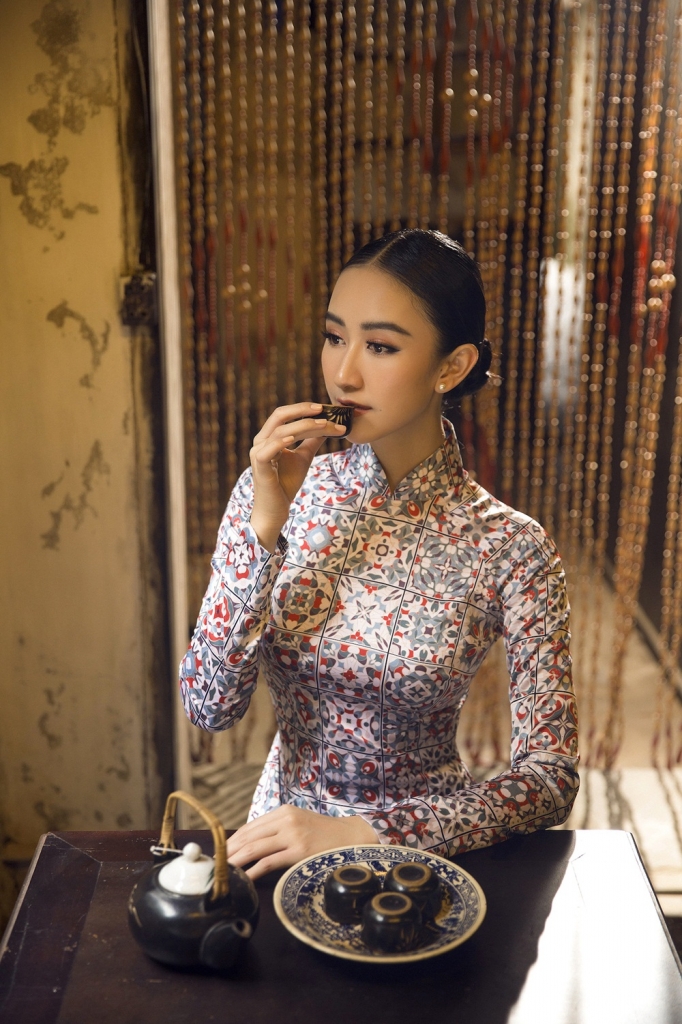 manh quynh hoa giong cung ha thu trong minishow bolero dac sac