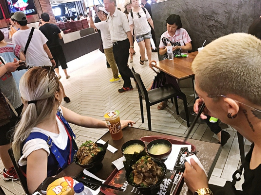 tronie mia dien cuc sung truoc kieu bao dai loan