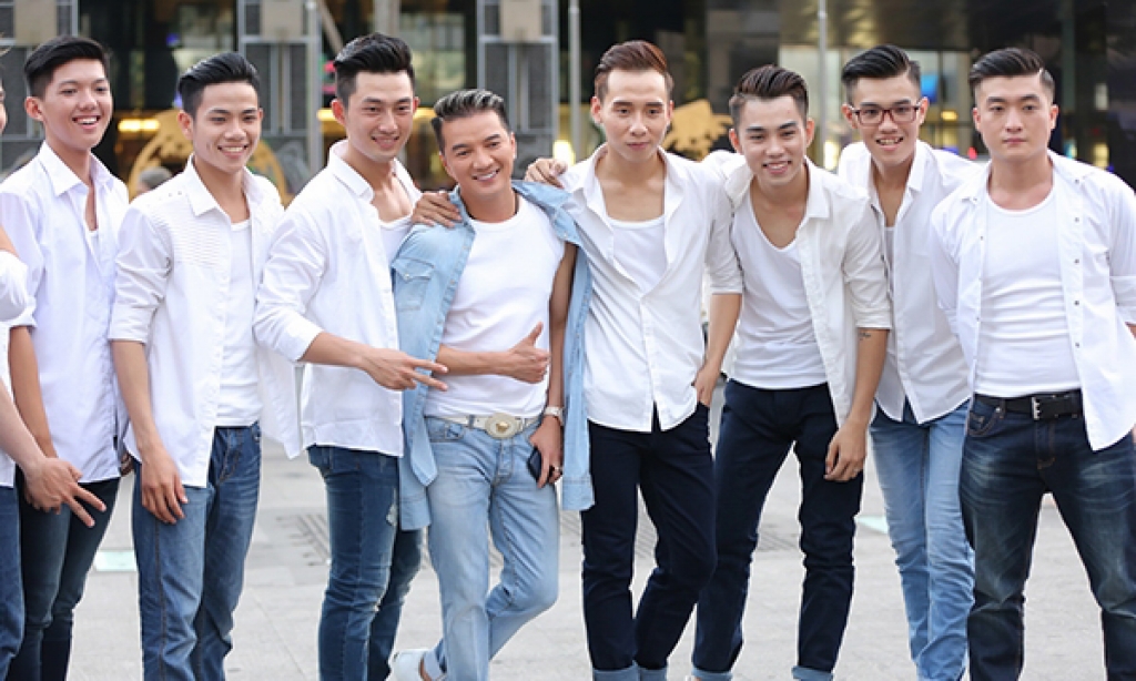 ho ngoc ha cung cuong do la di quay mv cho dam vinh hung