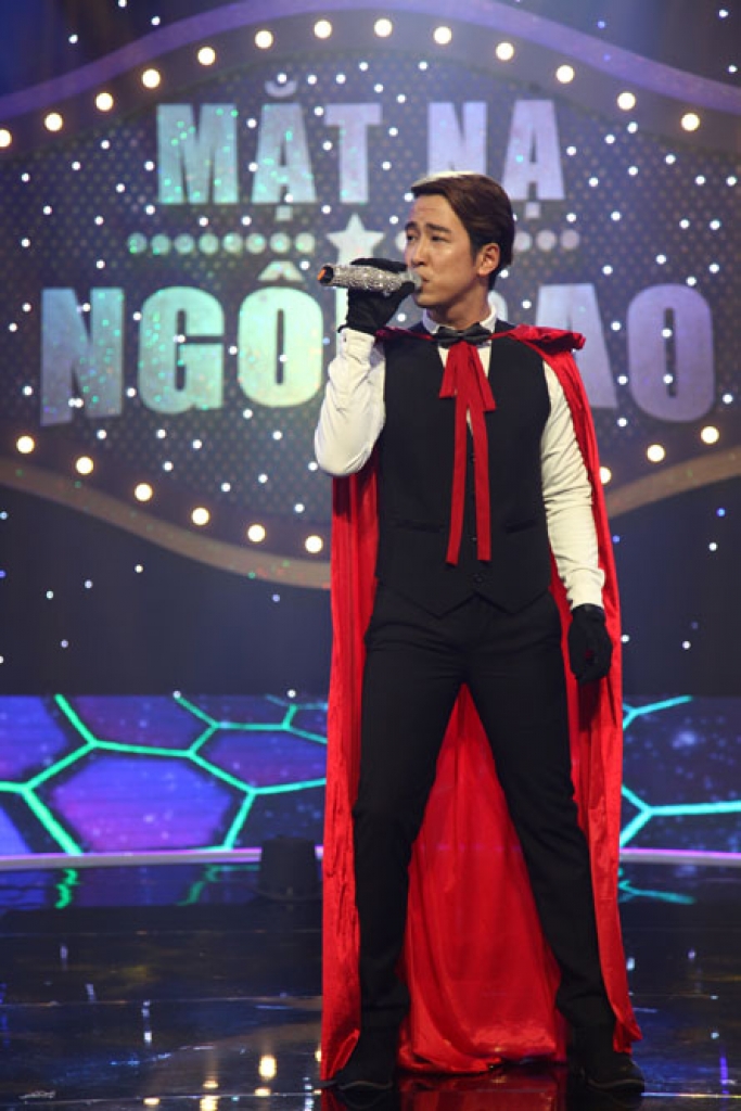 dien vien ba thang lan dau khoe giong hat o mat na ngoi sao