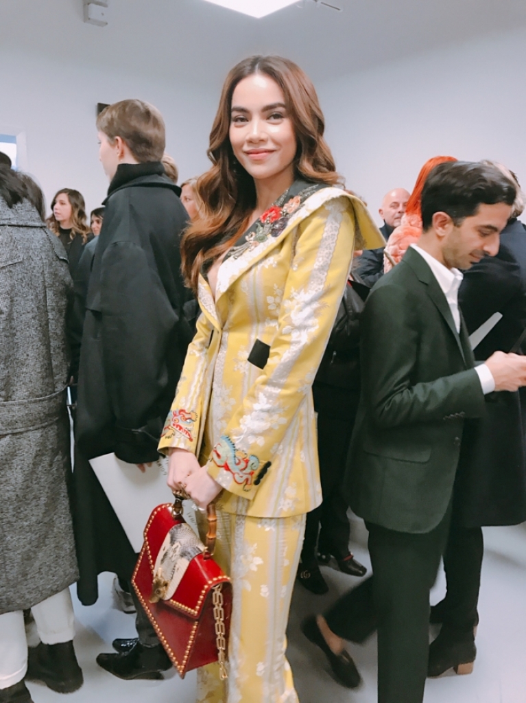 ho ngoc ha gay an tuong manh voi cac ngoi sao quoc te