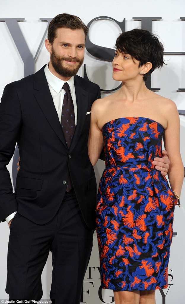 tai tu 50 sac thai bi vo cam lam viec voi ke chuyen giat chong angelina jolie