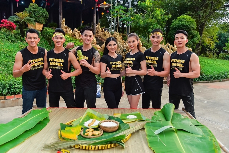 Thí sinh 'Vietnam Fitness Model 2021' cuồn cuộn cơ bắp… gói bánh Tét