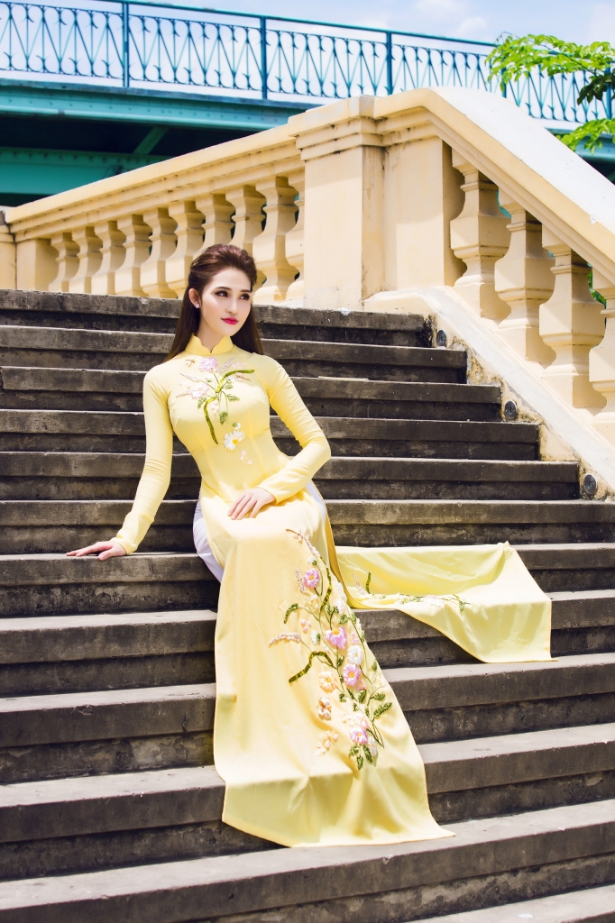 nguoi dep gia hoa cuu thanh vien nhom nhac tvm bat ngo du thi hoa hau viet nam chau a 2018