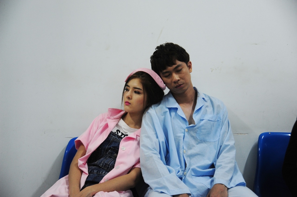 ho viet trung va hotgirl lilly luta phim gia tinh that