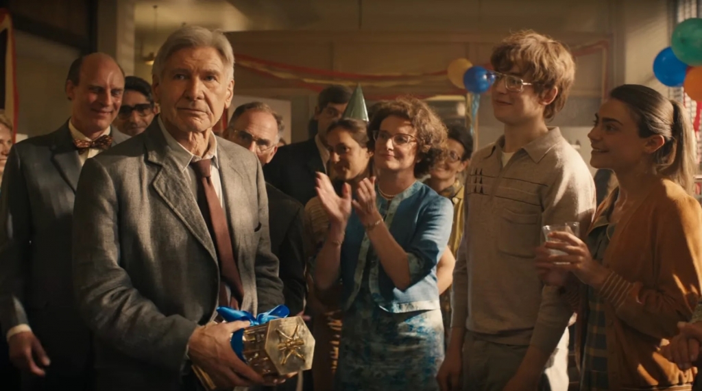 (Review) 'Indiana Jones and the Dial of Destiny': Màn trình diễn kinh ngạc của 'già gân' Harrison Ford
