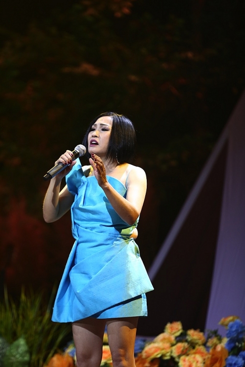 Nhạc sĩ Nguyễn Văn Chung khóc nấc khi kể về lý do viết ca khúc 'Nhật ký của mẹ'