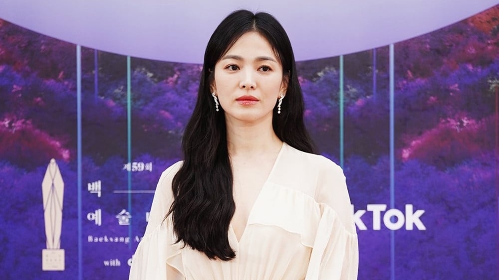 Song Hye Kyo xin lỗi vì gây tai nạn trong quá trình xây nhà