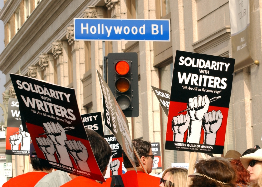 Hollywood đứng trước nguy cơ 'sụp đổ' khi cuộc đình công diễn viên kéo dài?