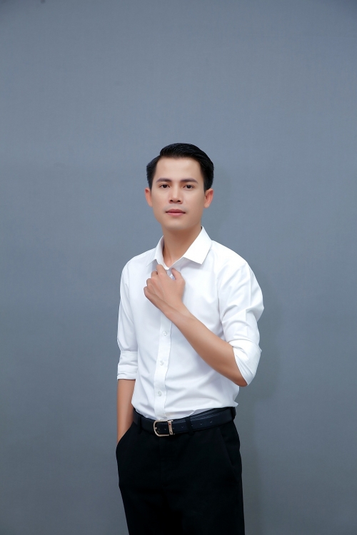 'Người kể chuyện tình': Duy Zuno từng được cố ca sĩ Phi Nhung phát hiện trong kho và nhận làm em trai
