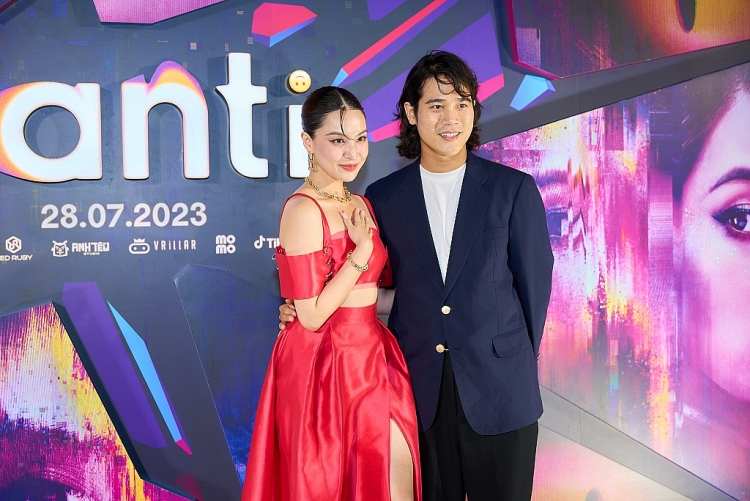 Sao Việt đến xem phim điện ảnh đầu tay của đạo diễn trẻ Andy Nguyễn - 'Fanti'