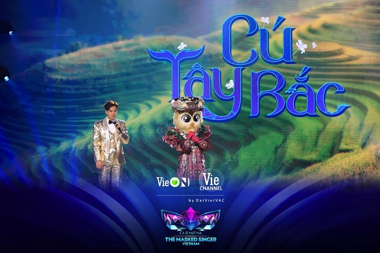 'Vựa muối' Bích Phương thủ sẵn nốt ruồi 'phong thủy', sẵn sàng chờ đón các mascot 'The masked singer Vietnam' mùa 2