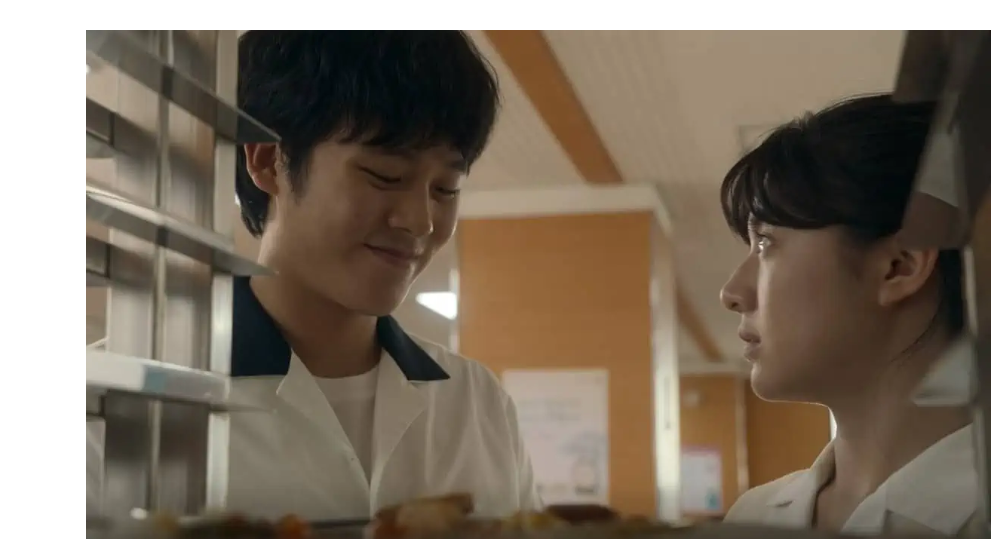 Người xem đòi 'tẩy chay' phim 'Moving' nếu không cho cặp đôi 'gà bông' Hee Soo và Bong Seok thành đôi