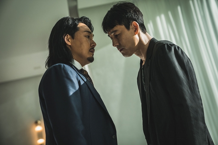 Tài tử Jung Woo Sung trở lại màn ảnh rộng với vai trò đạo diễn của bộ phim 'Kẻ giám hộ'
