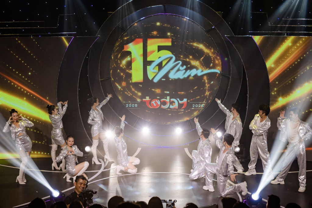 IMC - TodayTV kỷ niệm 15 năm son vàng bằng dấu ấn Đại nhạc hội ‘Chạm để yêu thương’