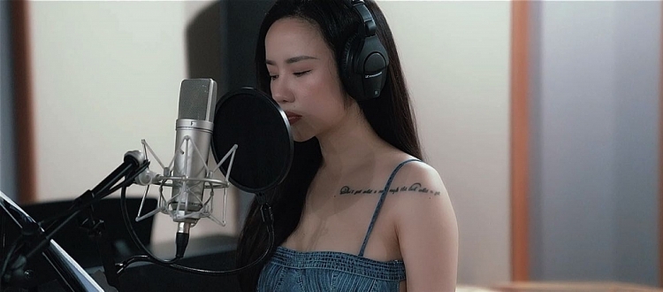 Tiếp nối 'Hoa trong đá', Triệu Hồng Ngọc tiếp tục ra mắt ca khúc 'Là anh chưa hiểu lòng em'