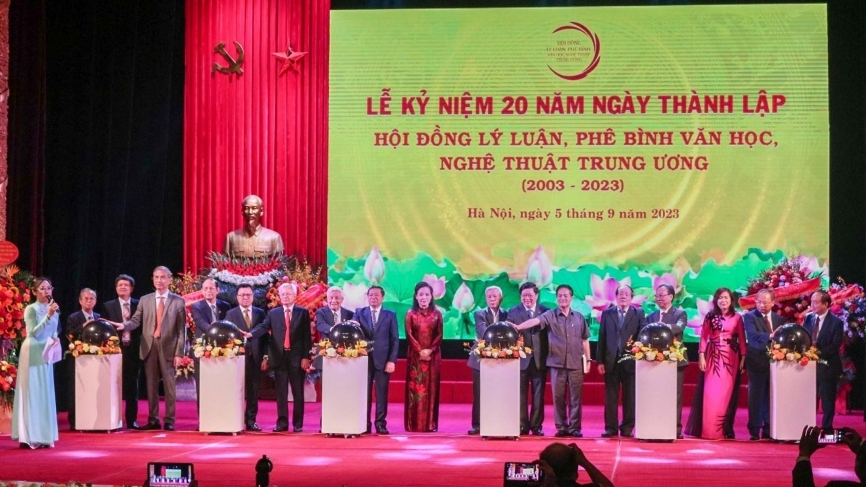 Lễ kỷ niệm 20 năm thành lập Hội đồng Lý luận, phê bình văn học, nghệ thuật Trung ương