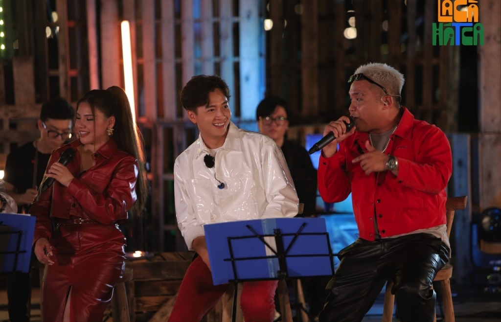'La cà hát ca': Gin Tuấn Kiệt, Puka lo lắng cho nội dung của chương trình, cầu cứu Myra Trần