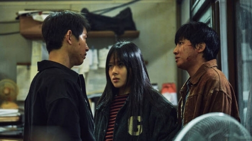 Song Joong Ki khoe thân nóng bỏng trong phim mới 'Hopeless'
