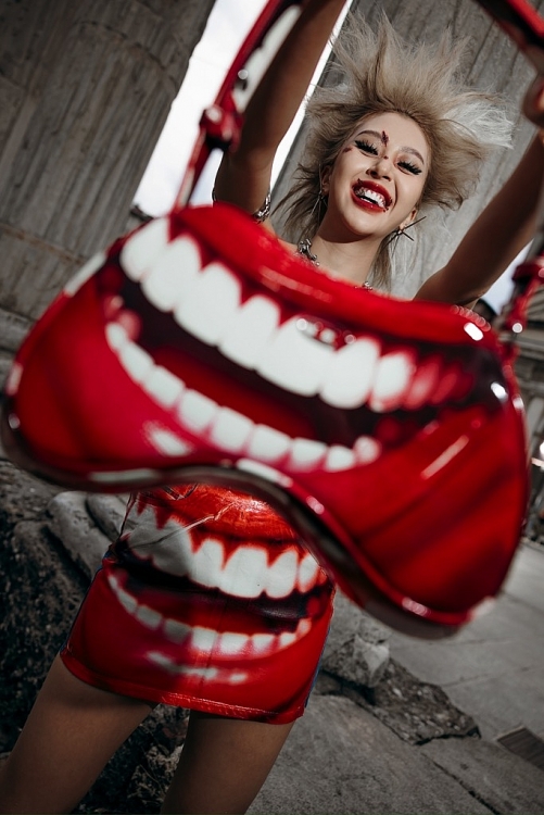 Tiếp tục chinh chiến sự kiện thời trang quốc tế, Quỳnh Anh Shyn gây ấn tượng mạnh tại 'Milan Fashion Week'