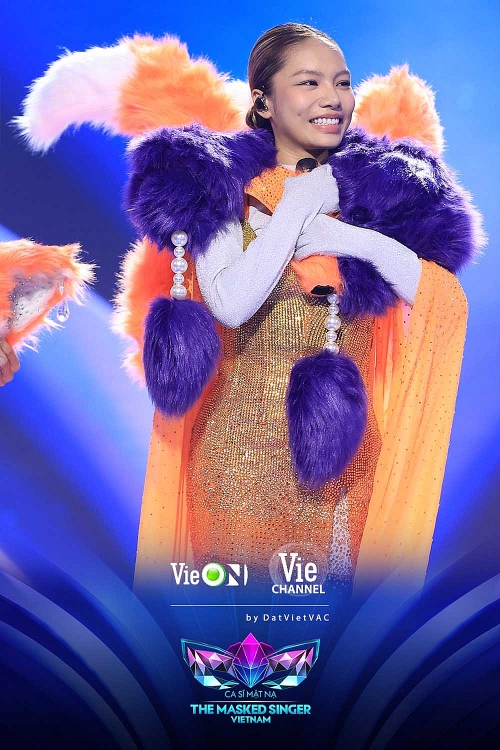 'The masked singer Vietnam': Con nuôi nhạc sĩ Phương Uyên lộ diện sau lớp mascot Cáo Tiểu Thư là ca sĩ Vũ Thảo My