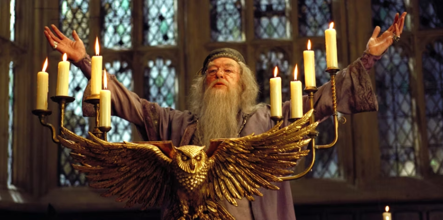9 câu nói hay nhất của 'Dumbledore' Michael Gambon trong 'Harry Potter'