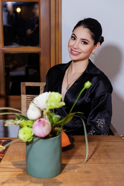 Chủ tịch Trương Ngọc Ánh chào đón các 'Miss Earth 2022' đến Việt Nam