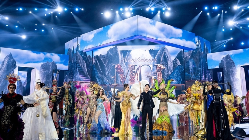 National Costume hoành tráng, nặng 30 kg của thí sinh 'Hoa hậu Hòa bình - Miss Grand International 2023'