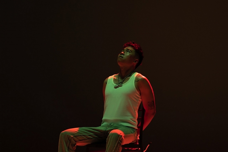 24k.Right tung lyrics video mở màn cho album đầu tay 'Nội dung nhạy cảm'