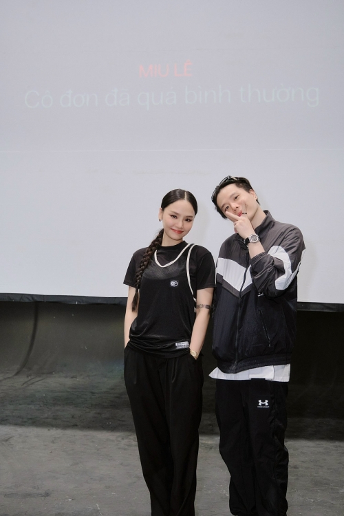 Không phải Podcast hay Talkshow, Miu Lê trở lại đường đua âm nhạc với 'Cô đơn đã quá bình thường'