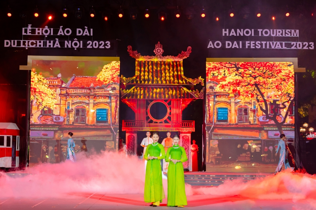 NTK Vũ Thảo Giang mang 'Minh châu Hà Thành' đến 'Lễ hội Áo dài & Du lịch Hà Nội 2023'