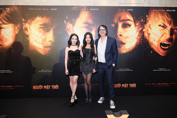 Đạo diễn Timothy Linh Bùi trở lại với câu chuyện anh em ma cà rồng trong 'Người mặt trời'