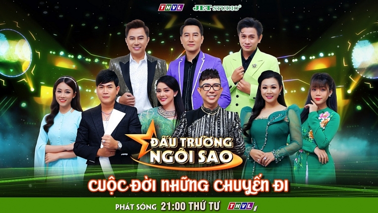 Nguyễn Phi Hùng xúc động khi được khán giả bán vé số tặng 500.000 đồng