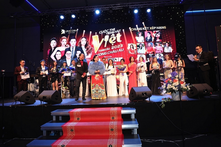 14 năm rời AC&M, Thụy Vũ bất ngờ đi thi và giành giải nhất 'Tiếng hát Việt toàn cầu' tại châu Âu