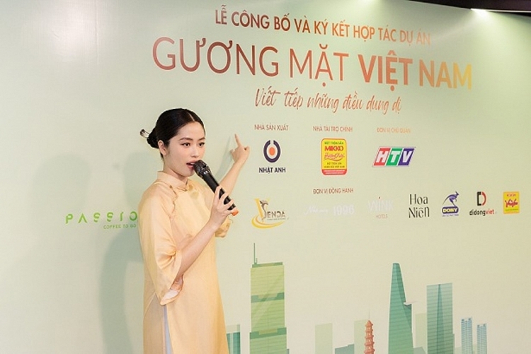 1. Quán quân Gương mặt truyền hình 2018 - Biên tập viên Lan Nhi cũng chính là tác giả, đồng sản xuất dự án _Gương mặt Việt Nam_