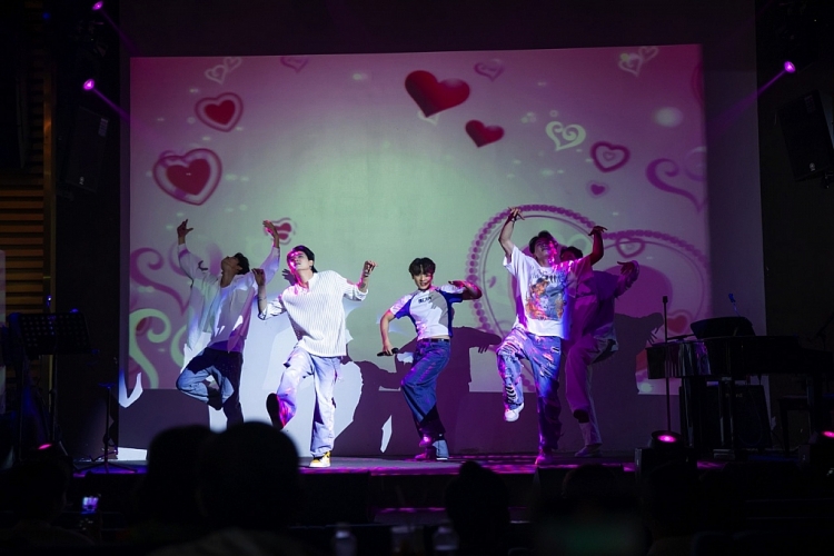 Sau MV debut 'Dạy anh cách iu em', Tường Duy tung bản dance khiến fan cảm thán 'đúng là tân binh từ vũ đoàn đình đám!'