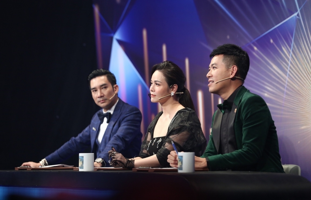 'Đấu trường toàn năng': Quang Hà và Hồ Trung Dũng khiến khán giả 'đau đầu' khi liên tục bất đồng quan điểm