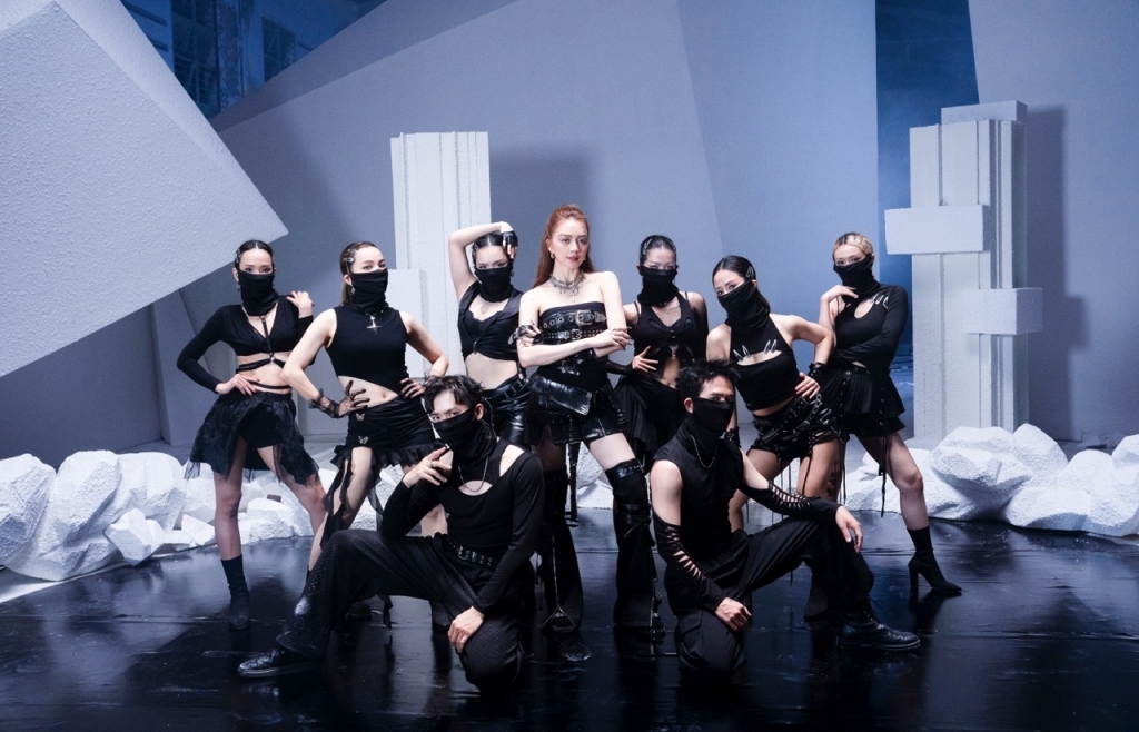 Thiều Bảo Trang quay hẳn MV riêng cho bản dance của 'Đừng một lần rồi thôi'